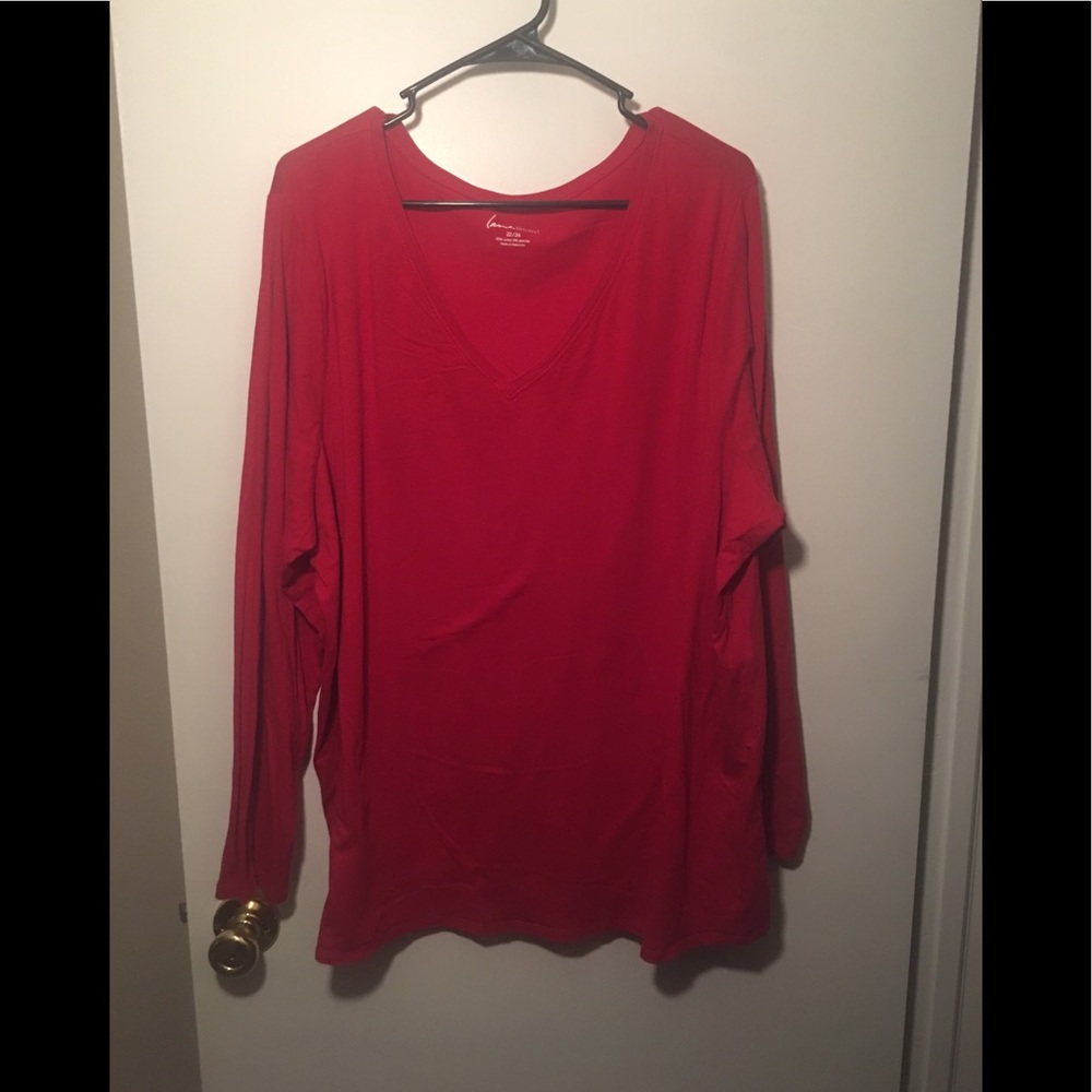 Long sleeve tee